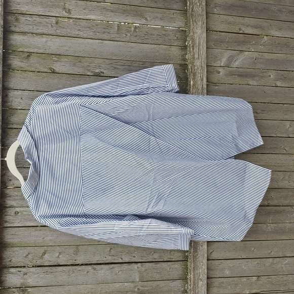 Pin stripe button down - Picture 2 of 3